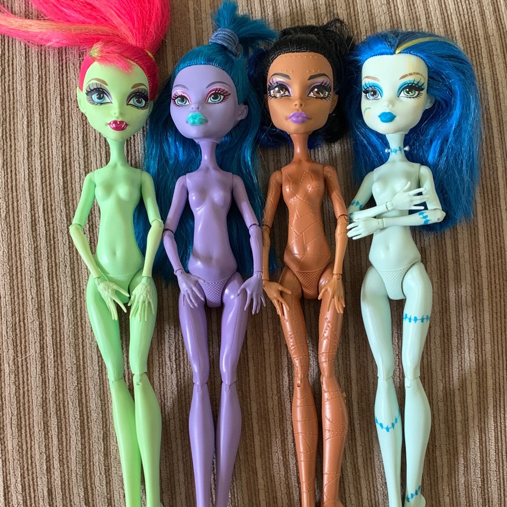 Monster high lot